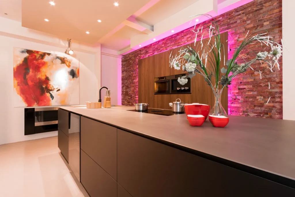 Roze kleur keuken