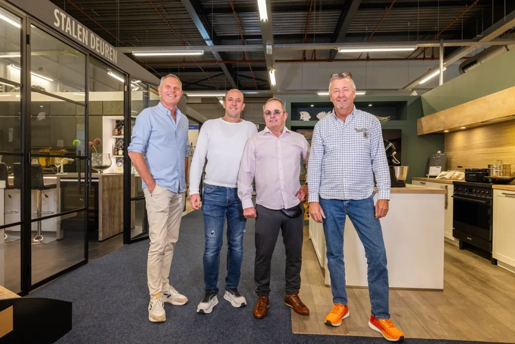 Multi Keuken en Bad personeel